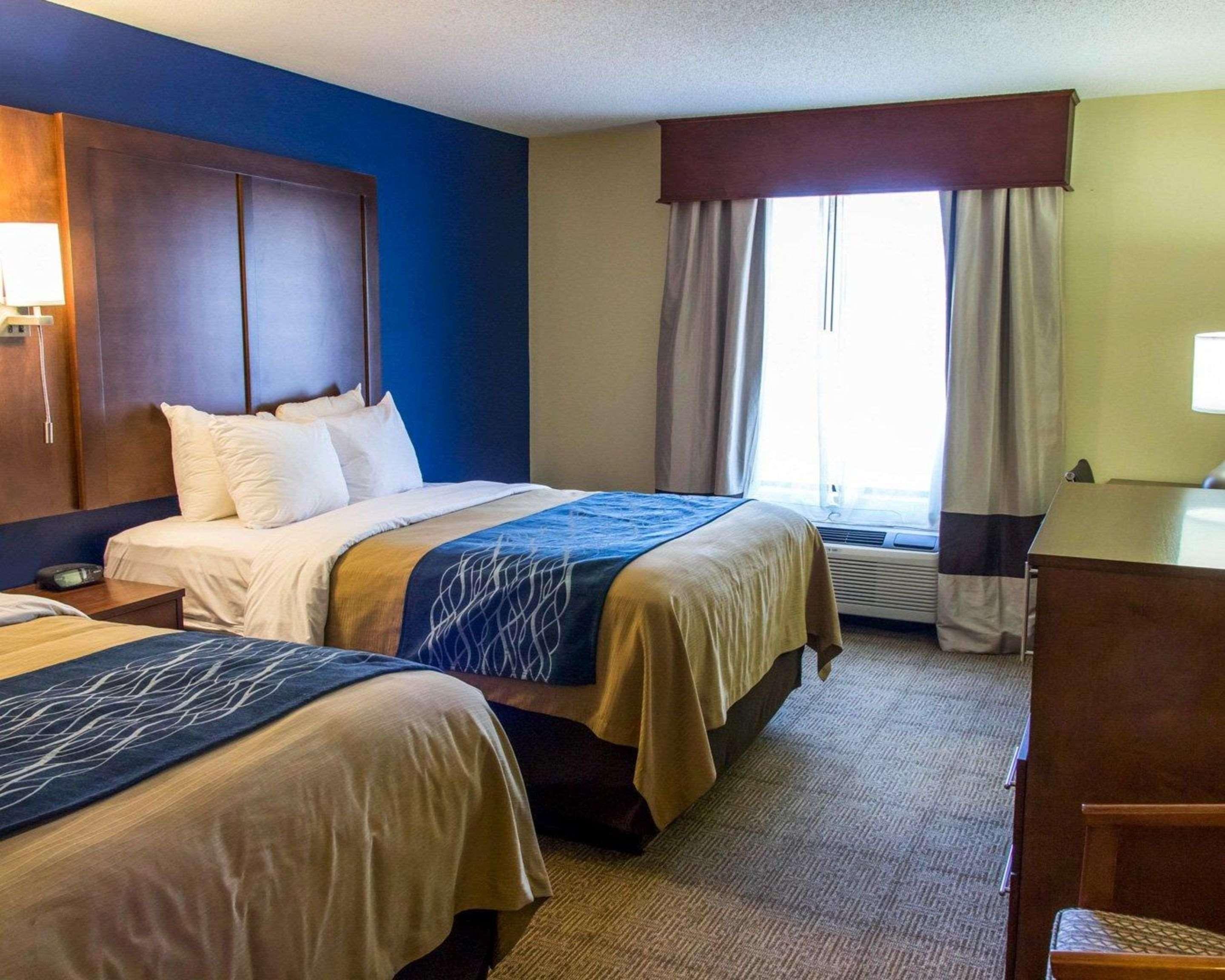 Comfort Inn & Suites Statesboro - University Area Exterior foto