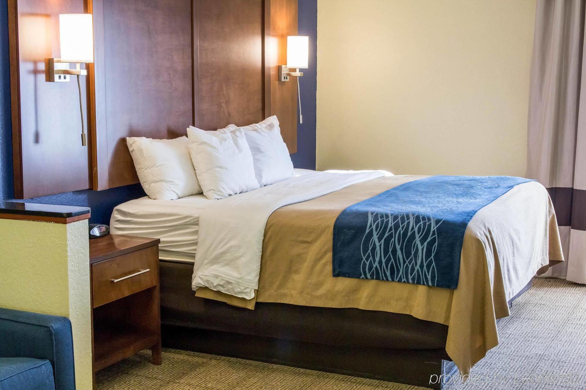 Comfort Inn & Suites Statesboro - University Area Exterior foto